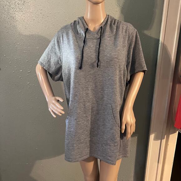 Lane Bryant Women's Grey Short Sleeve Hoodie with front Pocket 22/24 Lightweight - Picture 4 of 4